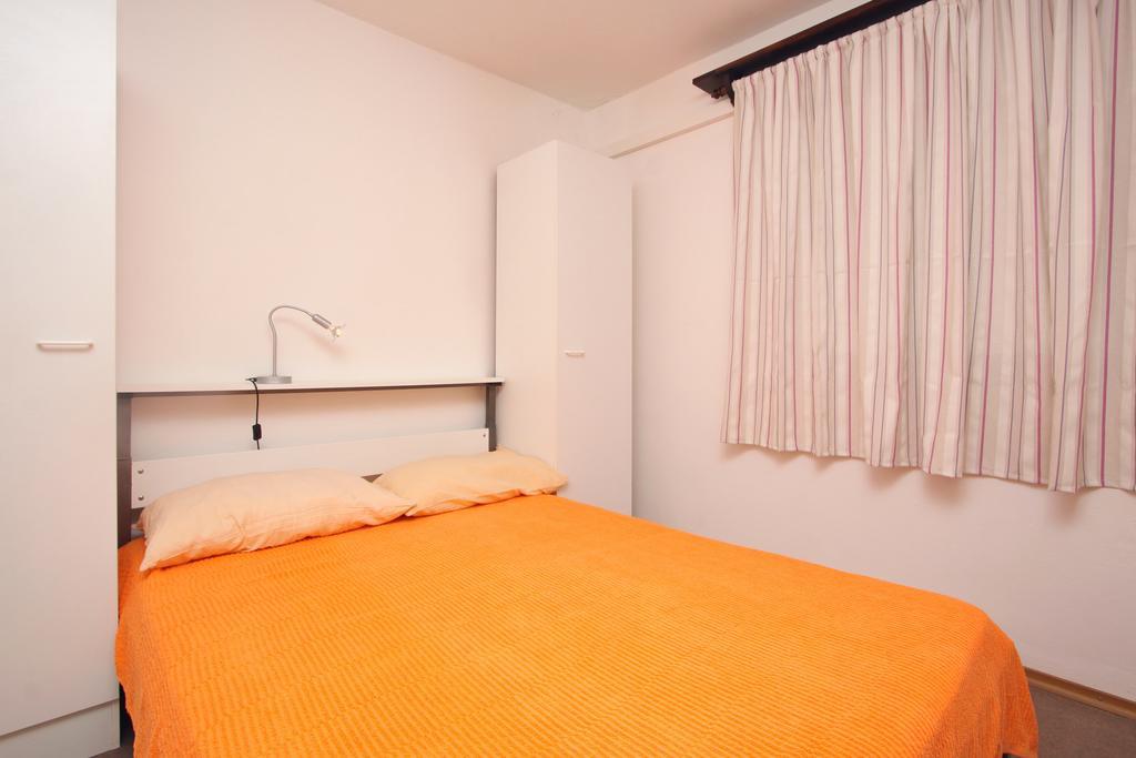 Apartments "I & I" Pag Town Chambre photo